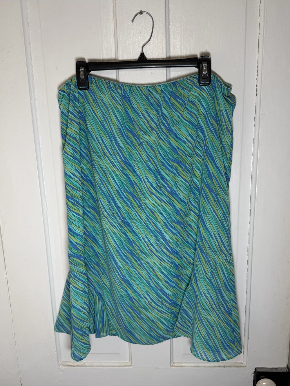 Axcess by Liz Claiborne Flounce Skirt – Size 16